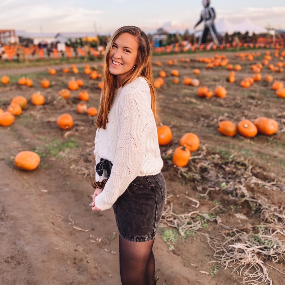 Meet your Posher, Charissa